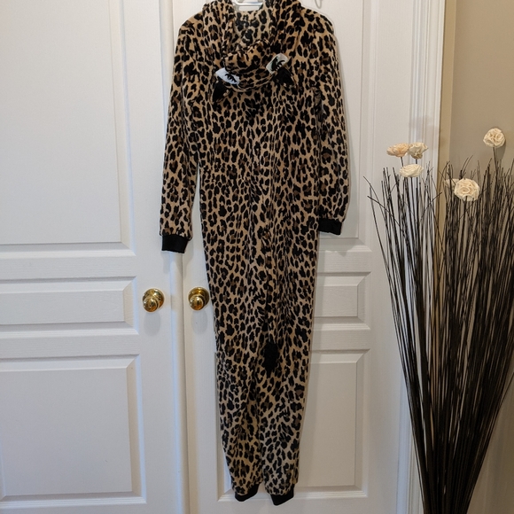 Panther PJ with Hoodie - Picture 2 of 6